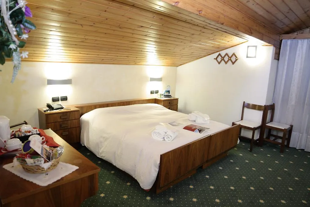 Hotel Stella Alpina Falcade 3*,